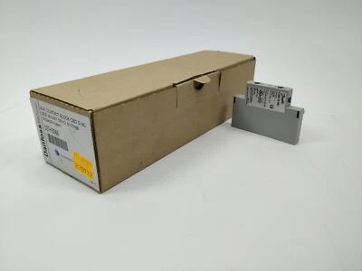 Danfoss 037H3066 Aux. Contact Block S-NC 8 pcs. - Image 1 of 4