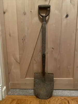 Vintage TRUE TEMPER DYNALITE Razor Back Coal Clam Shovel Antique Farm Tool Decor - Image 1 of 4