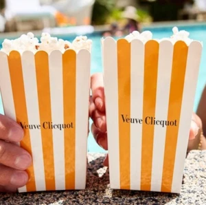 Veuve Clicquot Champagne Popcorn Scatole / Contenitori Snack - Set di 4 - Nuovo - Foto 1 di 4