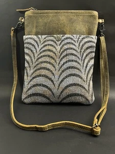Myra Distressed Fan Pattern Canvas & Leather Crossbody Bag Hobo Boho Olive Grn - Picture 1 of 12