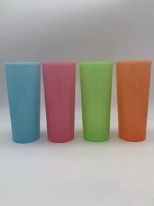 Tupperware 5107 Tumblers Pink Blue Orange Green 16oz. (470 ml). - Picture 1 of 5