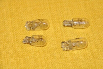 4 pezzi Lampadina 12V 2W per MB illuminazione strumentazione Mercedes tachimetro R129 W140 - Immagine 1 di 2