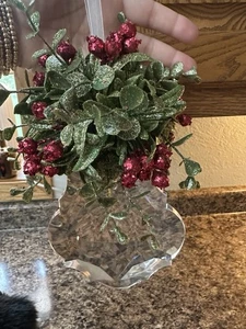 Mistletoe Kissing Krystal Faceted Diamond Shaped Christmas Ornament By Gantz - Picture 1 of 7