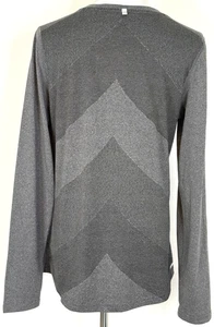 DANSKIN Womens Size L 12-14 Shirt Athletic Gray Chevron Knit Light Weight - Picture 1 of 12