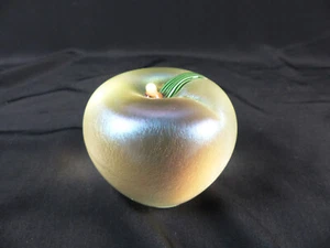 Vintage Orient and Flume Art Glass Peach or Apple Iridescent Paperweight - Picture 1 of 5