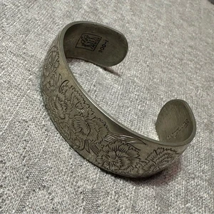 Nelkenmuster Vintage Kirk Zinn Armreif Armband mit Gravur Design - Bild 1 von 6