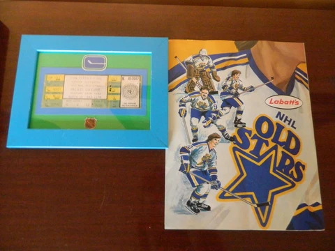1980 Vancouver Canucks OLDTIMERS Full ticket vs NHL OLD STARS + program COLISEUM Cover