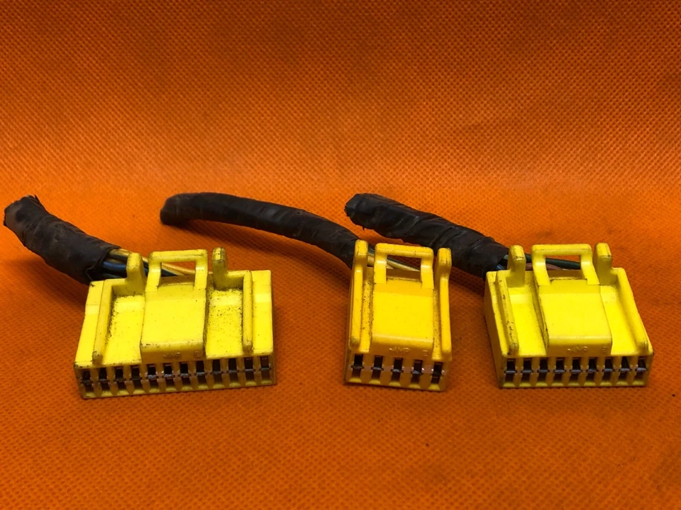 CONECTOR ENCHUFE ARNÉS CABLEADO 91-94 MERCURY CAPRI TURBO ECM ECU PCM B6V8 18 881 Foto 1 de 1