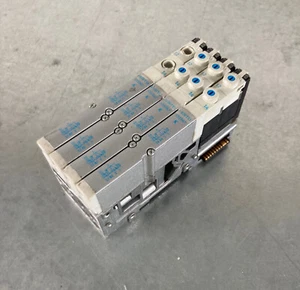 Festo Ventilinsel VMPA1-FB-EMS-8 533360 + 4x VMPA1-M1H-K-PI 533347 Pneumatik - Bild 1 von 5