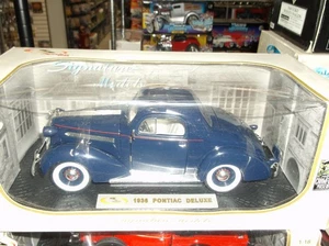 Signature 1/18 1936 pontiac deluxe blue NIB - Picture 1 of 1