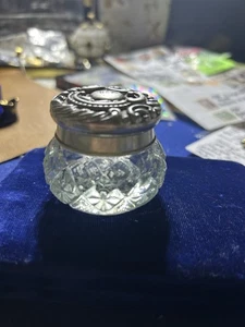 Avon Puderdose Silberdeckel auf geschliffenem Glas 5 Zoll - Bild 1 von 6