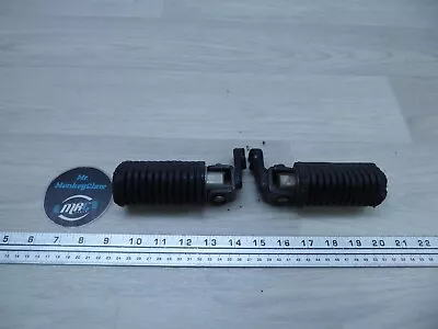 Kawasaki KZ550 LTD K881 1982. estriberas y soportes delanteros conductor Foto 1 de 4