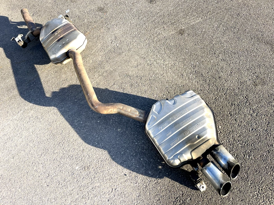 SILENCIADOR SILENCIADOR ESCAPE TRASERO IZQUIERDO AUDI A5 B8 2010-2012 2,0 L OEM 8K0253611AG Foto 1 de 4