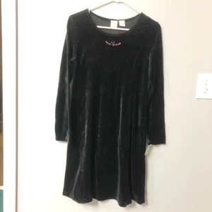 y2k black velvet long sleeve embroidered rose size xl 14/16 kids 90s witchcore - Picture 1 of 9