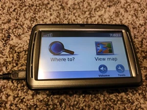 Garmin NUVI 855 NA and Mount bundle, Battery is Defective - Picture 1 of 9