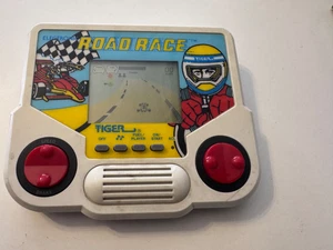 ROAD RACE - GIG TIGER - TESTATA - Foto 1 di 13