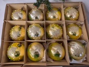 2657/24 1 Karton alter Christbaumschmuck Weihnachtsschmuck Kugeln - Picture 1 of 5
