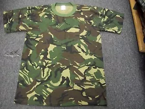 WOODLAND Camouflage Camo ARMY TSHIRT MENS Short Sleeve T-Shirt MADE IN USA S-M - Picture 1 of 8
