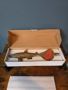 Dogfish Head Brewing Faux Wood Grain Tap Handle. - Picture 1 of 6