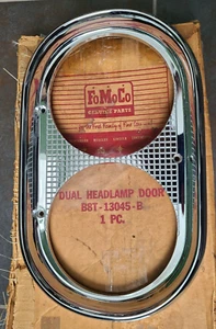 NOS 1958 1959 1960 Ford TRUCK COE C SERIES Big Job C600-C900 LH Headlight Bezel - Bild 1 von 14