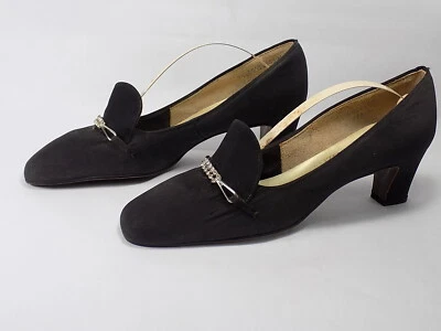 WOMENS FORMAL BLACK SHOES BLOCK HEEL Size 7 1/4 by AAA Width by Naturalizer - Image 1 of 4