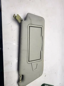 2010-2014 MERCEDES E350 W207 COUPE FRONT RIGHT PASSENGER SUN VISOR GRAY P7871 - Picture 1 of 4