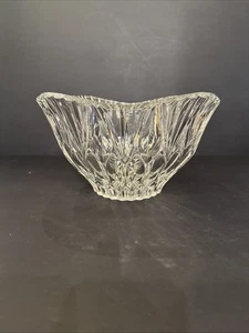 Royal Crystal Rock Isis Cuenco Grande 9.5" X 5 1/2” Transparente Elegante Centro de Mesa - Imagen 1 de 4