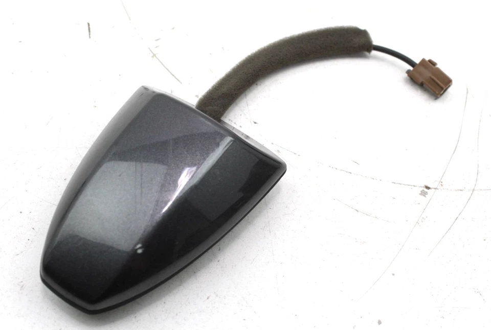 Conjunto de antena de satélite GPS teto externo Nissan Armada 2005 - 2014 fabricante de equipamento original - Imagem 1 de 4