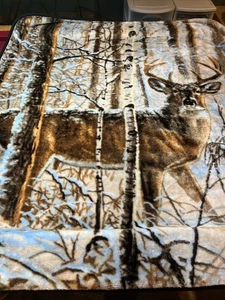 Abraham Hunter Winter Whitetails Fleece Throw Blanket 53 X 58 Comfy Soft Hunting - Picture 1 of 16