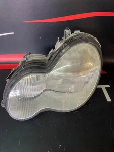 Mercedes Benz C Klasse Halogen Scheinwerfer W203 Links Bj:2003 - Bild 1 von 3