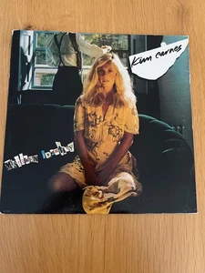 Kim Carnes – Mistaken Identity - Vinyl LP (EMi America, 1981) SO-17502 Cover - Picture 1 of 4