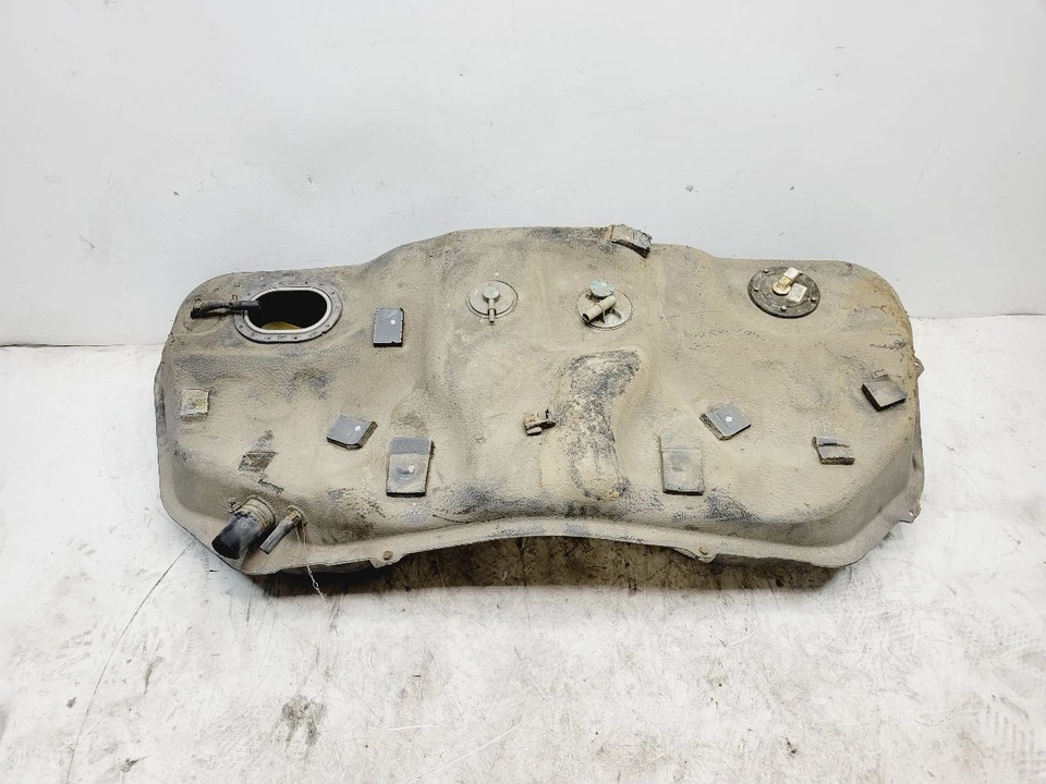 2009 2010 2011 HYUNDAI GENESIS 4DR SEDAN GAS TANK FUEL TANK OEM 311503M600 - Image 1 of 4