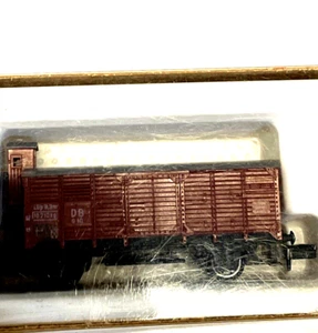 1:160 N Scale Arnold Rapido Train Carriage - Picture 1 of 2