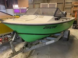 NAVIGATOR OFFSHORE 4.7M Fibreglass Fishing Boat, 100HP Mariner & Regd Trailer - Picture 1 of 5