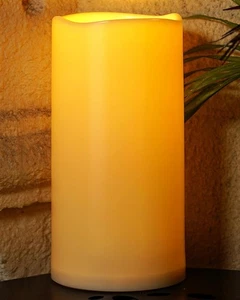 Große wasserdichte LED-Kerze Homemory für den Außenbereich 6"x12" mit Timer - Elfenbein - Bild 1 von 9