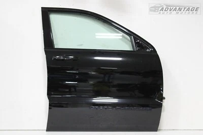2011-2021 JEEP GRAND CHEROKEE FRONT RIGHT SIDE DOOR PANEL W/ WINDOW & HANDLE OEM - Image 1 of 4