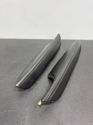 Chevrolet Camaro SS 2014 OEM panel de puerta reposabrazos negro plata puntada usado Foto 1 de 4