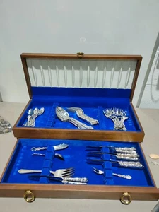 Set 8 x(Dinner Forks, Knives, Spoons & etc.) Birks Regency Plate Louis de France - Picture 1 of 5