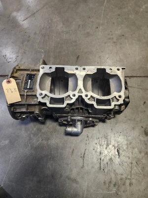 2015  Ski-doo 593 600 Ho Etec Crank Cases Mxz Renegade Gsx Summit  - Изображение 1 из 4