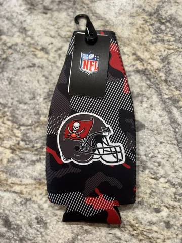 TAMPA BAY BUCCANEERS BOTTLE HOLDER COOZIE KOOZIE COOLER WITH ZIPPER Cover