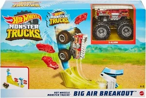 Hot Wheels Monster Trucks Big Air Breakout Play Set - Picture 1 of 2