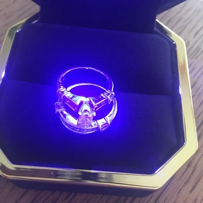 Anillos de boda Zales de diamantes reales de más de 2 quilates de princesa y baguettes Foto 1 de 4