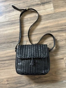 Talbots schwarze Umhängetasche geflochtenes Leder geflochtener Riemen mittelgroße Handtasche Ärger - Bild 1 von 13