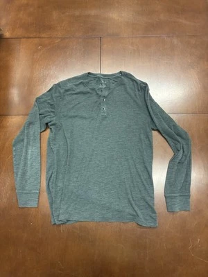 Apt. 9 Camisa Hombre Manga Larga Verde Pequeña Foto 1 de 4