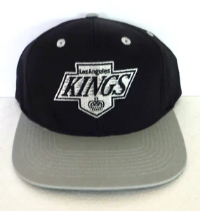 Auténtica gorra snapback nueva de los Angeles LA Kings de la NHL POR HOCKEY VINTAGE - Imagen 1 de 5
