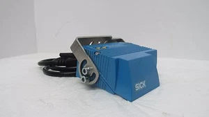 ESCÁNER DE CÓDIGO DE BARRAS SICK CLV630-2000 ÁNGULO RECTO - Imagen 1 de 4