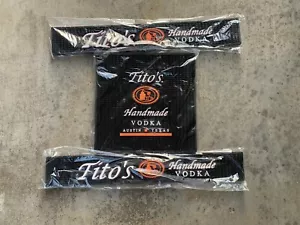 TITO'S TAPPETINO BAR DI SERVIZIO GRANDE NERO VODKA FATTO A MANO E 2 BARRE.....NUOVO!!!!! - Foto 1 di 1