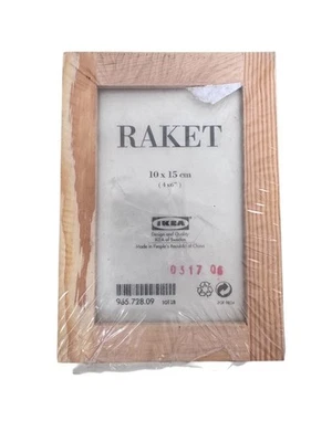 Juego de 3 piezas de marcos de fotos de madera para retrato IKEA de 4x6" (10x15 cm) envueltos Foto 1 de 4