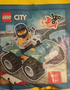 LEGO City Stuntman Minifigure with Quad ATV New/Sealed Paper Bag - Picture 1 of 1