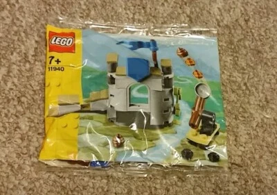 LEGO EXPLORER - Castle and Catapult - 11940 - New and Sealed - Image 1 of 2